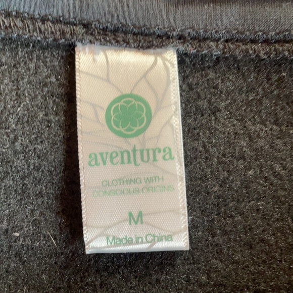 Adventura skirt, stretchy & warm.  Worn once! - Picture 5 of 7